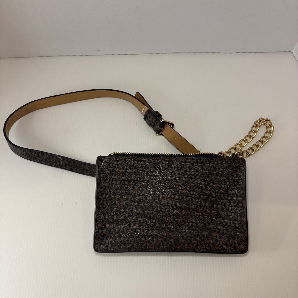 Michael Kors Signature MK Travel Fanny Pack S Belt Bag Crossbody Brown Leather